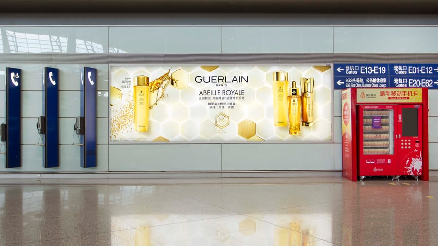 T3 International Departure Duty Free Impact Lightbox Package