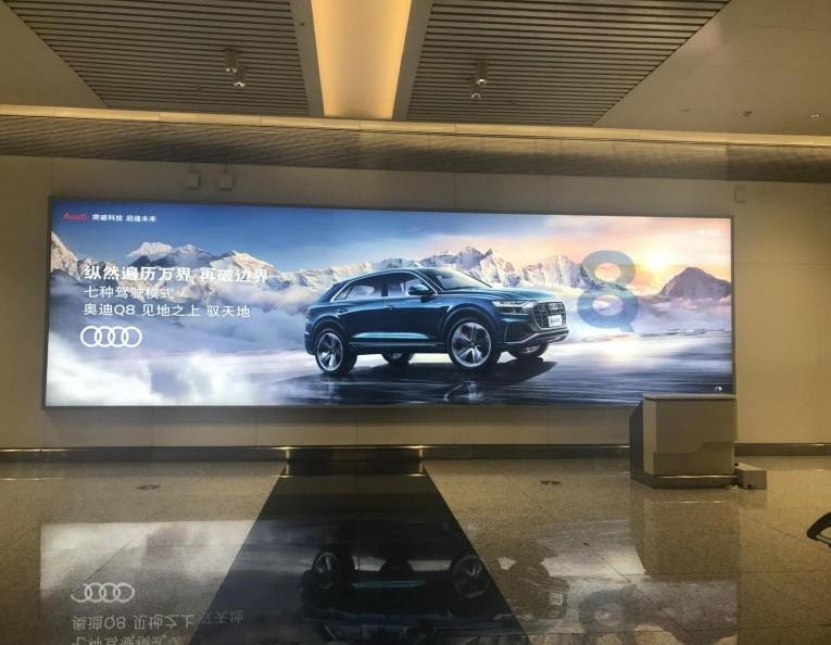T3 Domestic Arrival Baggage Hall Wall Lightbox 1