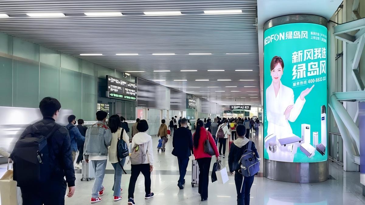 Shenzhen North Railway Station Advertising Arrival Corridor Pillar Lightbox Package